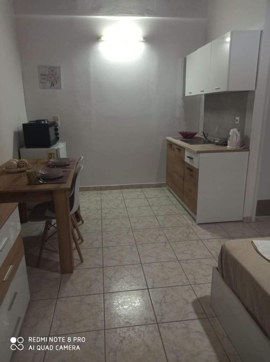 Amadeus Hawaii Apartments & Studios ซีดารี ห้อง รูปภาพ