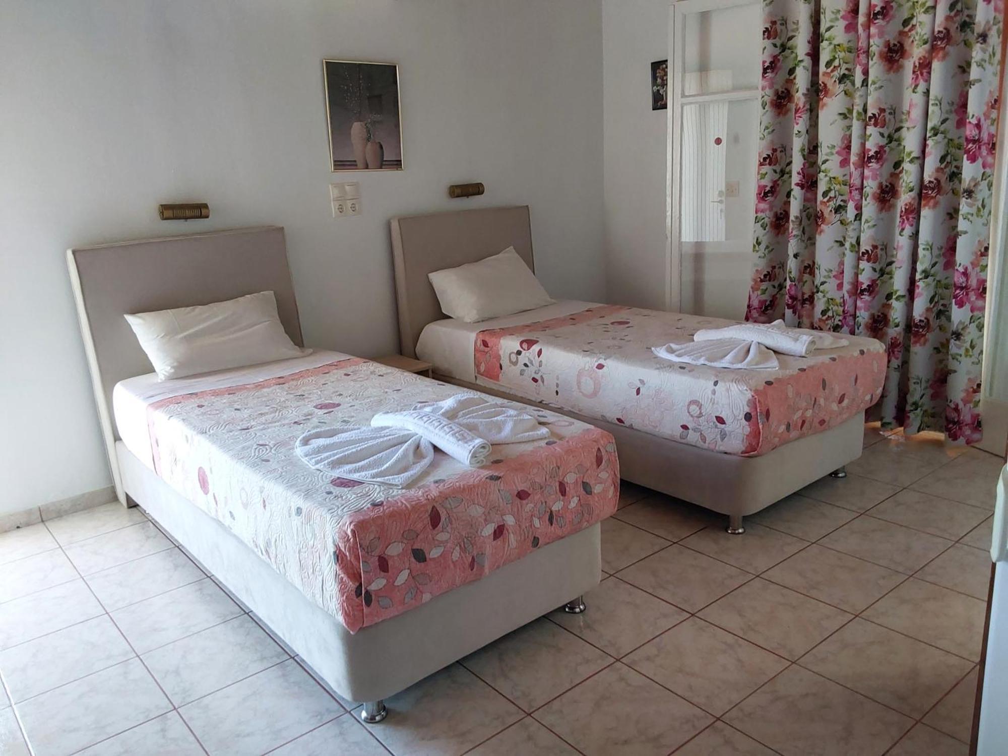 Amadeus Hawaii Apartments & Studios ซีดารี ห้อง รูปภาพ